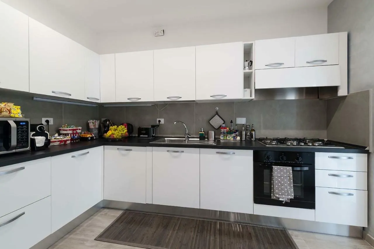 M&M House Apartment Rome